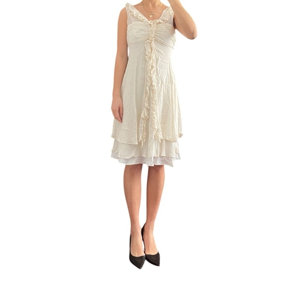 Donna Ricco Dresses & Skirts - Donna Ricco White Silk Ruffled Dress Size US 4